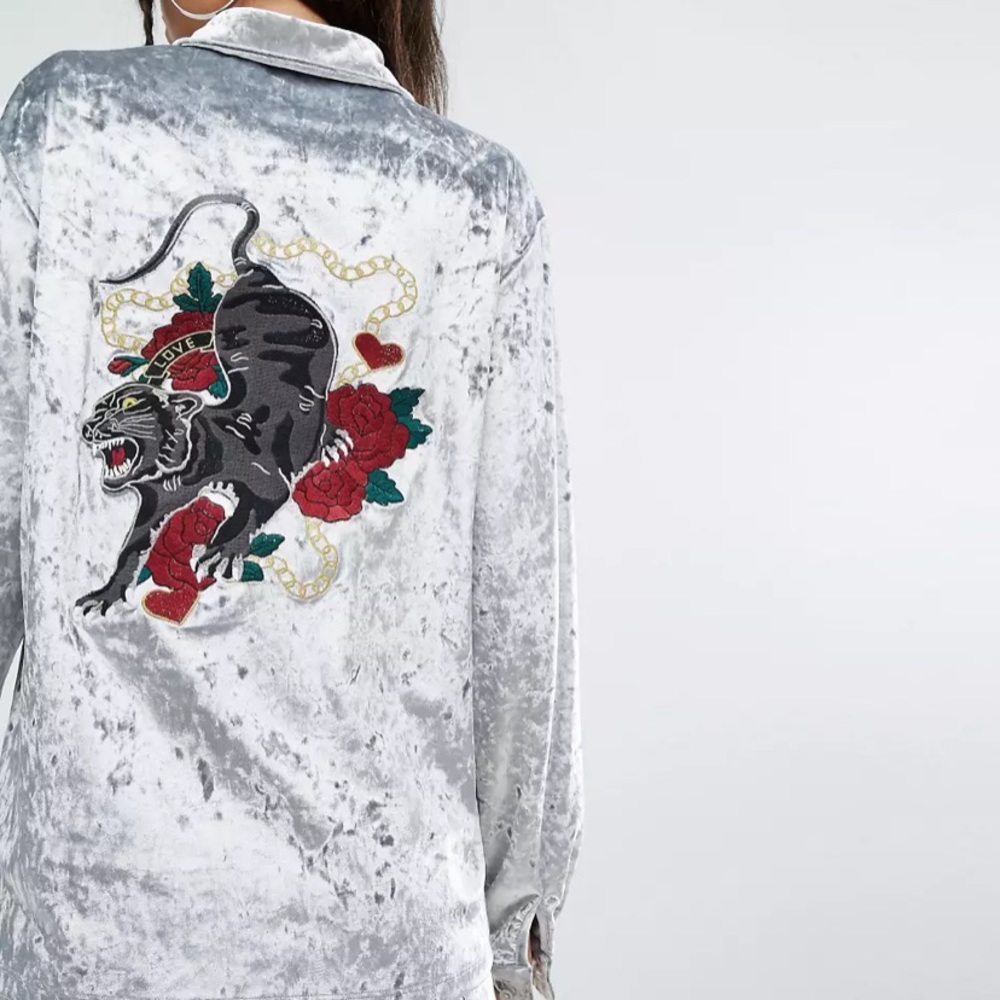 JADED LONDON Crushed Velvet Button Down Shirt Blouse Embroidered Panther Silver - Picture 5 of 14